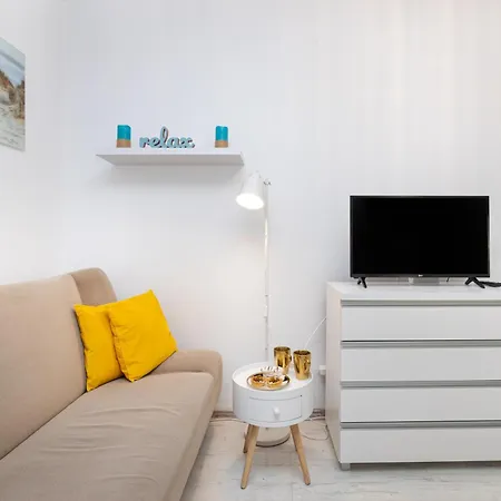 Apartment Baltycka 16c3